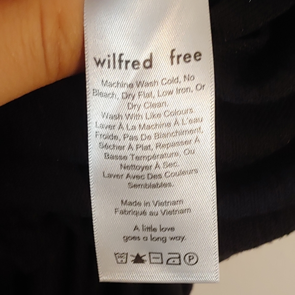 Wilfred free. Aritzia Jumpsuit button up, Sleevles - Picture 6 of 8